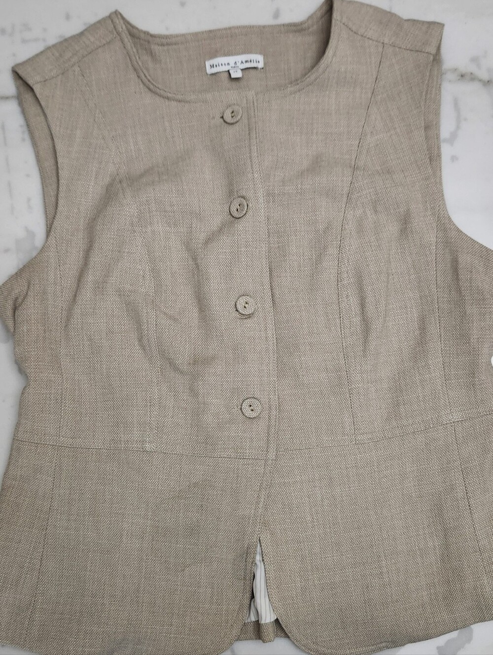 Crew Neck Tailored Sleevless Vest - Maison D'Amélie